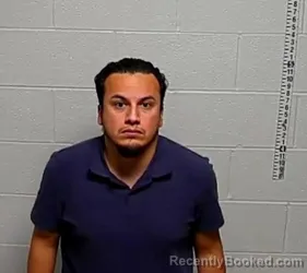 Mugshot of NESTOR R GOMEZ