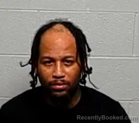 Mugshot of REGINALD J LINDSEY