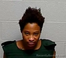 Mugshot of RAVEN L MORRIS