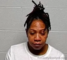 Mugshot of DOROTHY G WRIGHT