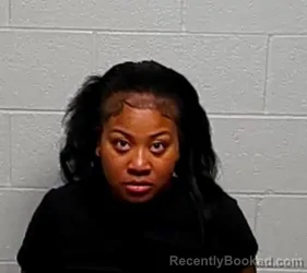 Mugshot of EURIAH L WILLIAMS booked in Lake County, Illinois on May 3, 2026