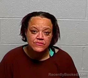 Mugshot of MARLETTE RENEE BERNAL booked in Lake County, Illinois on May 8, 2026