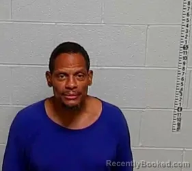 Mugshot of KEELIN RAPHAEL DUNCAN booked in Lake County, Illinois on May 13, 2026
