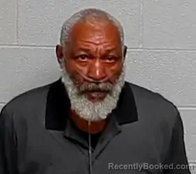 Mugshot of MICHAEL JEROME TOLIVER booked in Lake County, Illinois on April 27, 2026