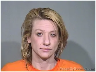 Mugshot of JACLYN M GOMEZ