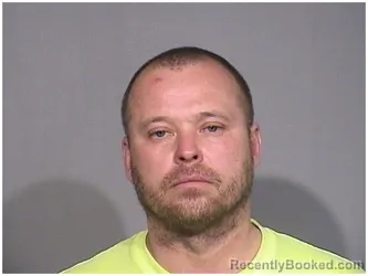 Mugshot of BRIAN L PETIT