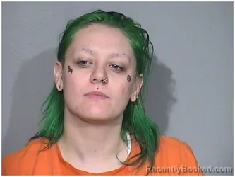 Mugshot of MARIAHA K MINARD