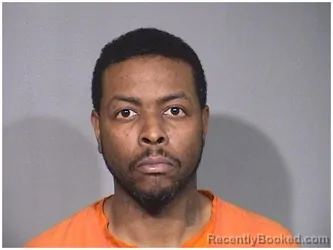 Mugshot of DONOVAN J WILLIAMS