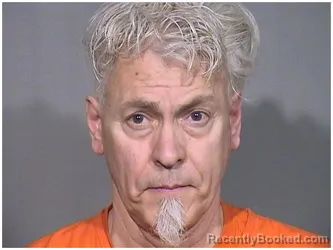 Mugshot of AARON G VELAZQUEZ