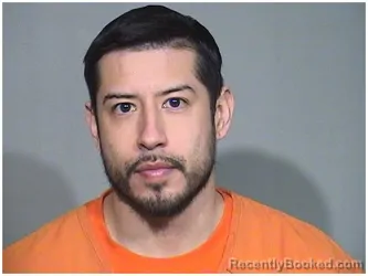 Mugshot of CARLOS A WENCE-VEGA