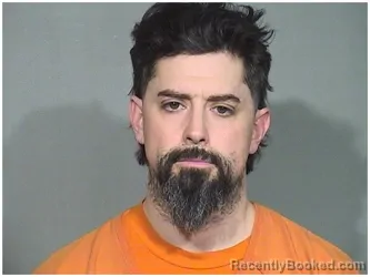 Mugshot of KYLE S HARRIS