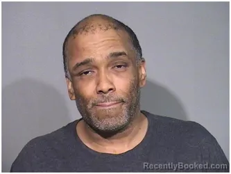 Mugshot of TREVOR R THOMPSON