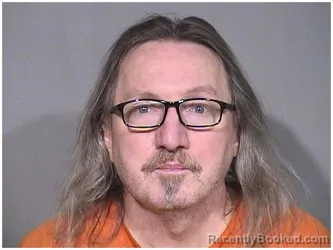 Mugshot of CHRIS E INMAN