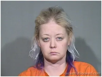 Mugshot of JENNA M ONEAL