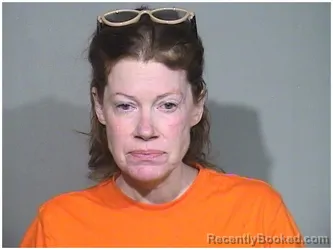 Mugshot of NELLE M ANDREWS