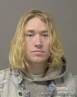 Mugshot of JONATHAN WESTLEY FILIPIAK