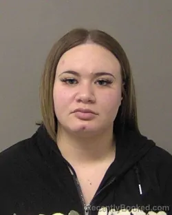 Mugshot of ALYSSA MARIE TEMPLE booked in Macon County, Illinois on March 6, 2026