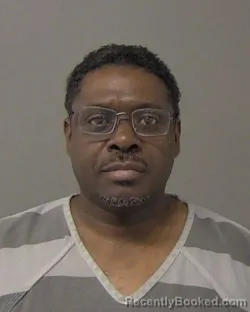 Mugshot of ALONZO RAMAR Senior CLARK booked in Macon County, Illinois on May 5, 2026