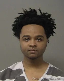 Mugshot of DASHAWN DUPREW DAVIS booked in Macon County, Illinois on May 12, 2026