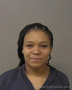 Mugshot of MARLIZABETH DREWKIA SMITH booked in Macon County, Illinois on May 24, 2026