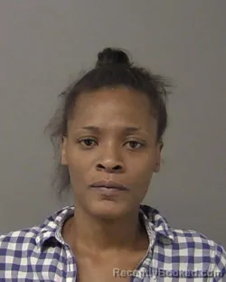 Mugshot of KENDRA CLAIRICE MATTHEWS booked in Macon County, Illinois on June 19, 2026