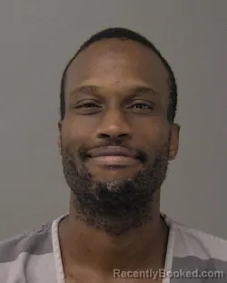 Mugshot of Travas Rashaun Walker booked in Macon County, Illinois on August 26, 2026