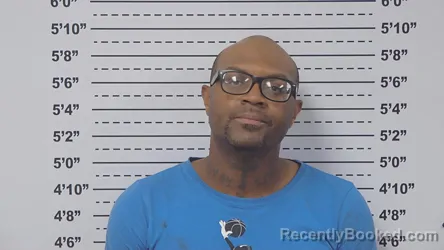 Mugshot of DAVID SCOTT booked in Macoupin County, Illinois on April 21, 2026