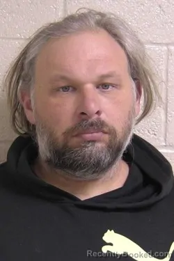 Mugshot of Dustin Cummings