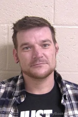 Mugshot of TREY TUEY