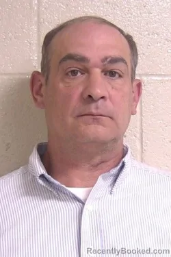 Mugshot of JEREMY ELLEDGE booked in Madison County, Illinois on April 19, 2026
