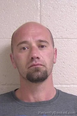 Mugshot of ROGER HYDE