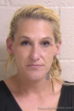 Mugshot of AMANDA DALTON