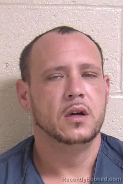 Mugshot of DUSTIN KRAUSHAAR