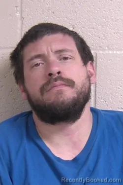 Mugshot of DUSTIN DISER