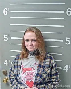 Mugshot of SAVANNAH E SLIGHTOM
