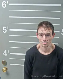 Mugshot of CHRISTOPHER J SMITH