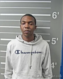 Mugshot of DEJUAN R GREEN