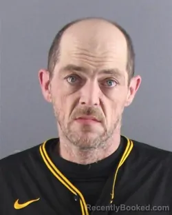 Mugshot of MATTHEW LANDON MAYLE