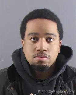 Mugshot of DARIUS L SMITH