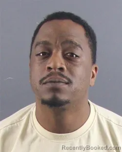 Mugshot of HENRY L LEFLORE