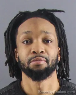 Mugshot of DEONTE S FRAZIER