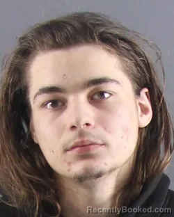 Mugshot of HUNTER G HOHENSEE