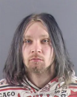 Mugshot of KEIVEN D QUISENBERRY