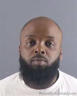 Mugshot of ANTOINE J ROBINSON booked in Peoria County, Illinois on April 2, 2026