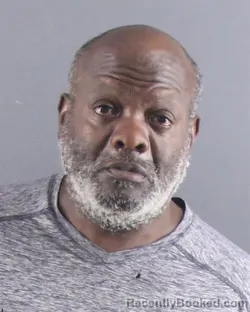 Mugshot of LEE MAYES booked in Peoria County, Illinois on April 19, 2026