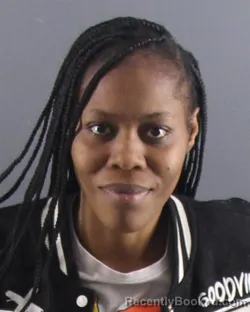 Mugshot of LACQUASHA T RANDLE booked in Peoria County, Illinois on April 18, 2026