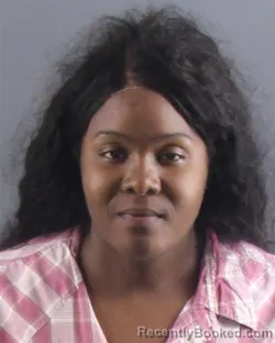 Mugshot of Lashay A Linwood booked in Peoria County, Illinois on August 25, 2026