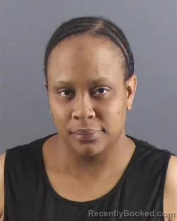 Mugshot of Iesha O Holford booked in Peoria County, Illinois on August 30, 2026