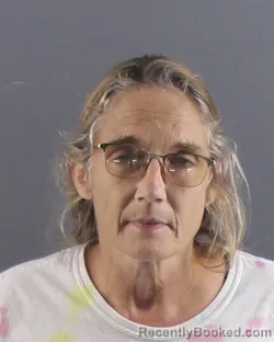 Mugshot of Linn Maples