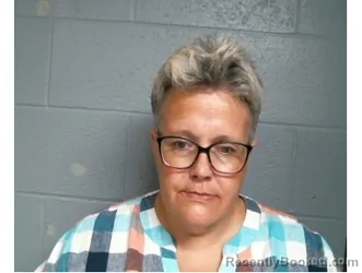 Mugshot of Amy Knope booked in Perry County, Illinois on June 16, 2026